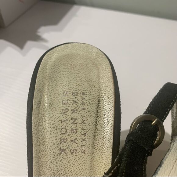 Barnes New York navy criss cross block heels - Picture 5 of 7